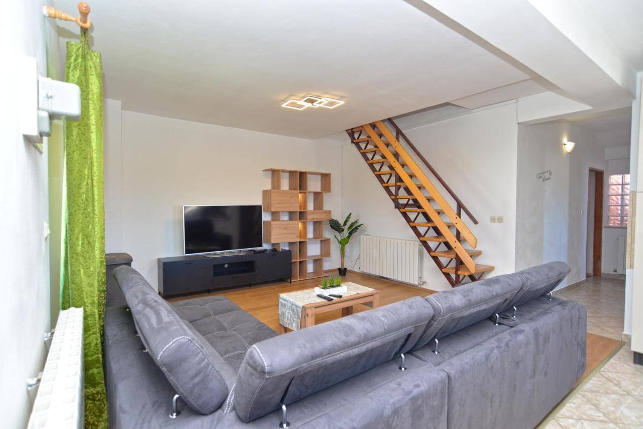 Apartments Olea Phasiana 法扎纳 外观 照片