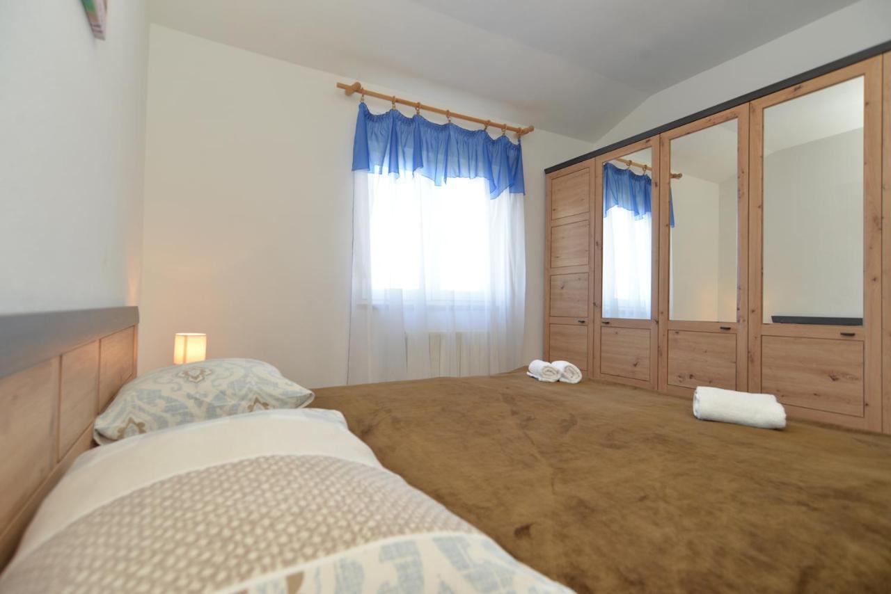 Apartments Olea Phasiana 法扎纳 外观 照片