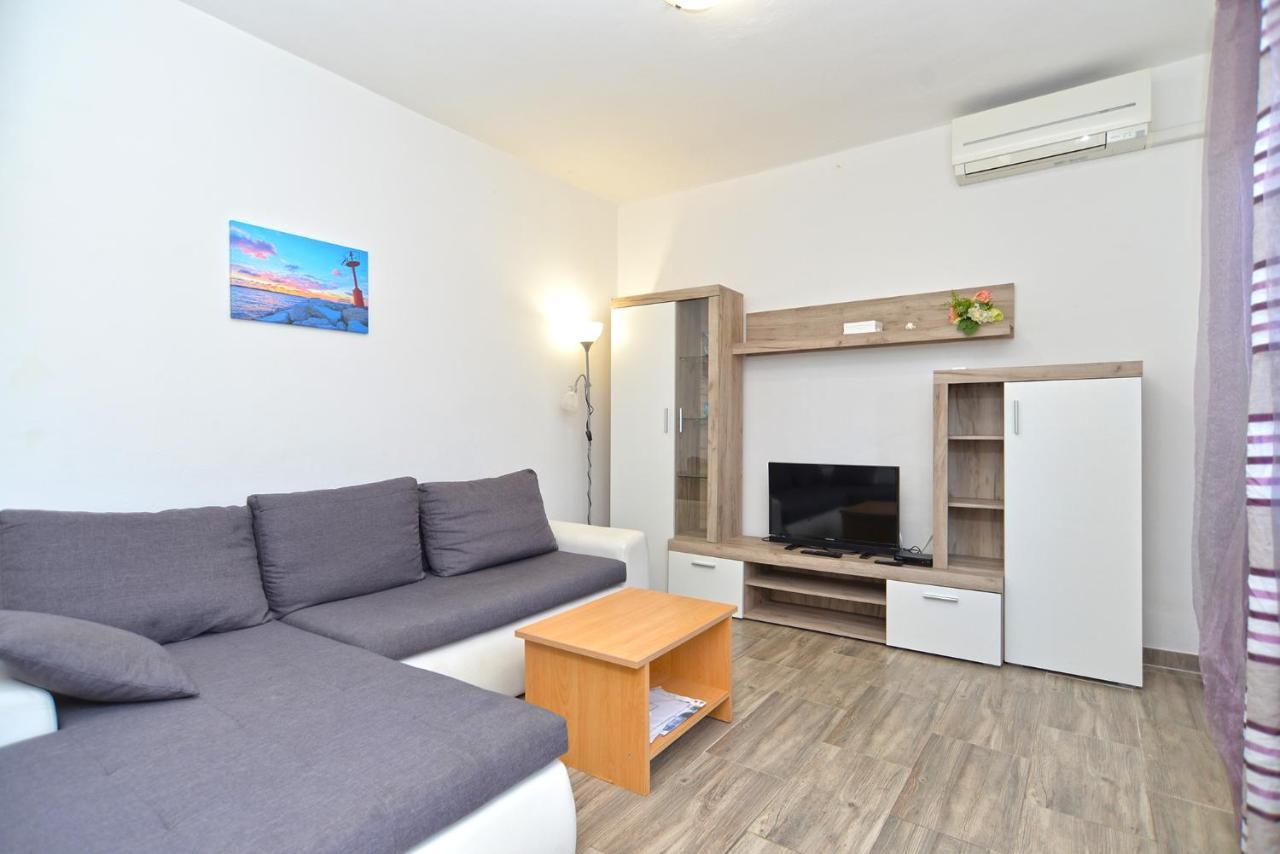 Apartments Olea Phasiana 法扎纳 外观 照片