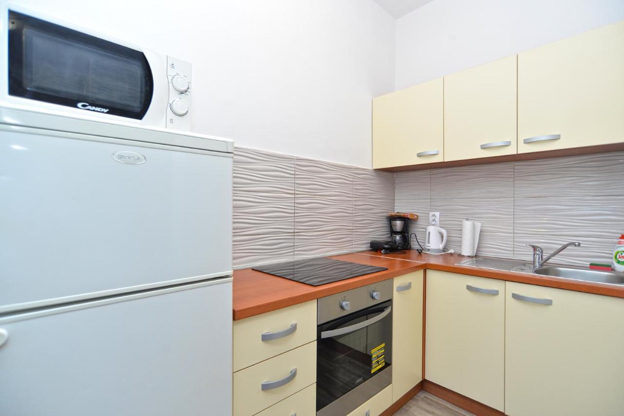 Apartments Olea Phasiana 法扎纳 外观 照片