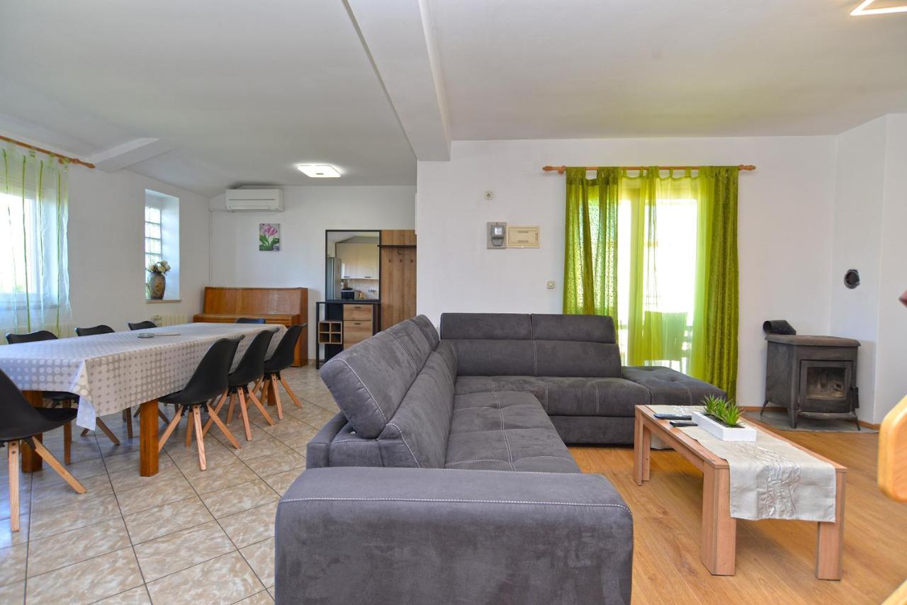Apartments Olea Phasiana 法扎纳 外观 照片