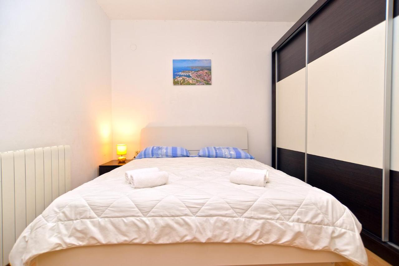 Apartments Olea Phasiana 法扎纳 外观 照片